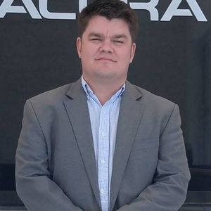 Meet your Posher, Justin